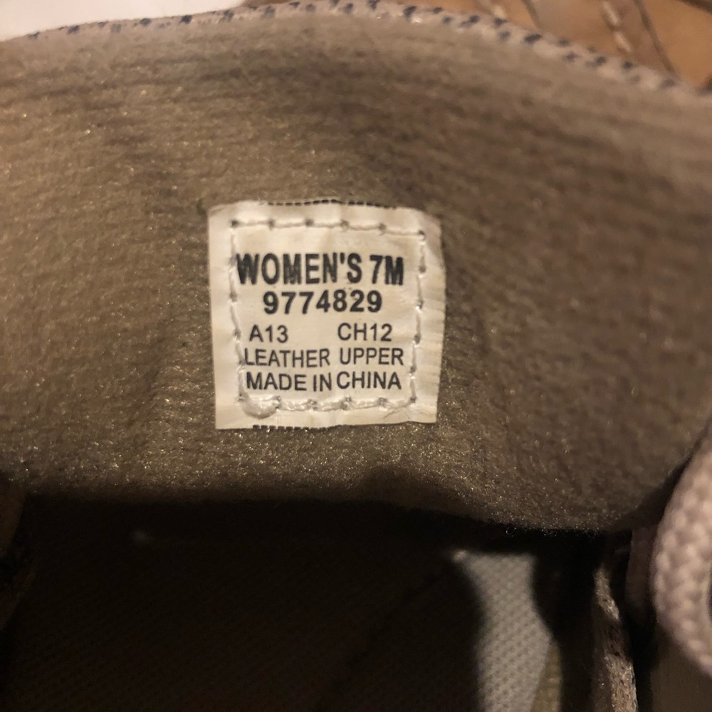 Women’s sperry - Picture 3 of 5